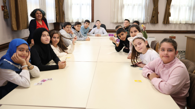 Osmangazi’de çocuklar haklarını oyun ve masallarla öğrendi