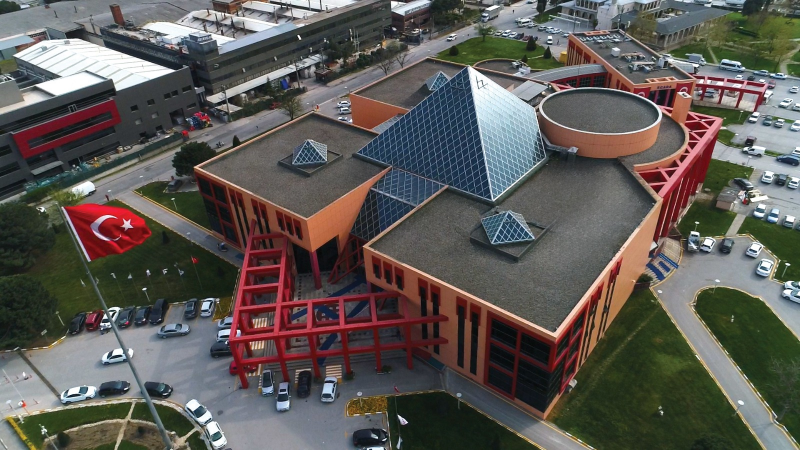 Satışlar uçtu, finansman yükü kârı eritiyor