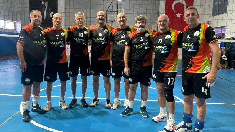 Osmangazi Belediyespor Veteran Voleybol Takımı Muğla’da şampiyon oldu