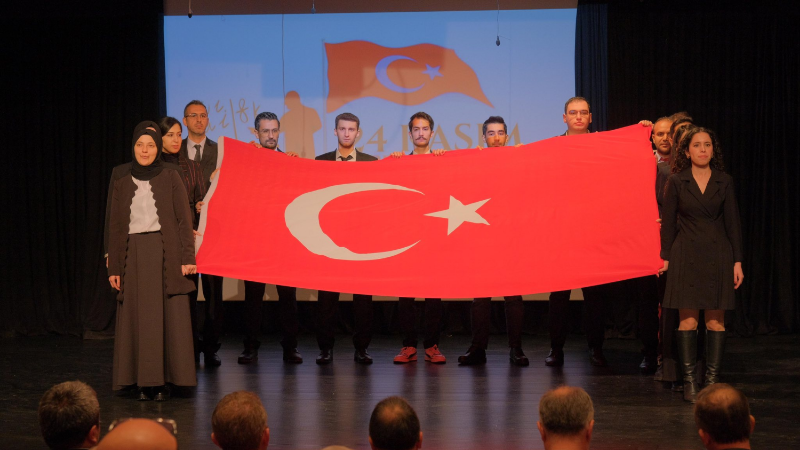 İnegöl’de 24 Kasım Öğretmenler Günü hem hüzün hem sevinçle kutlandı