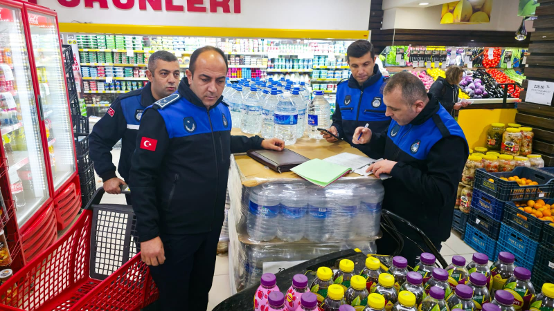 Gemlik’te zincir marketlere sıkı denetim: Etiket ve hijyen mercek altında