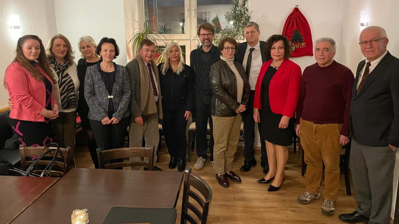 Eğitim Şefi Florian Kraus, veli temsilcileriyle buluştu