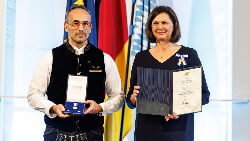 Prof. Dr. Fuat Oduncu’ya Bavyera Anayasa Nişanı