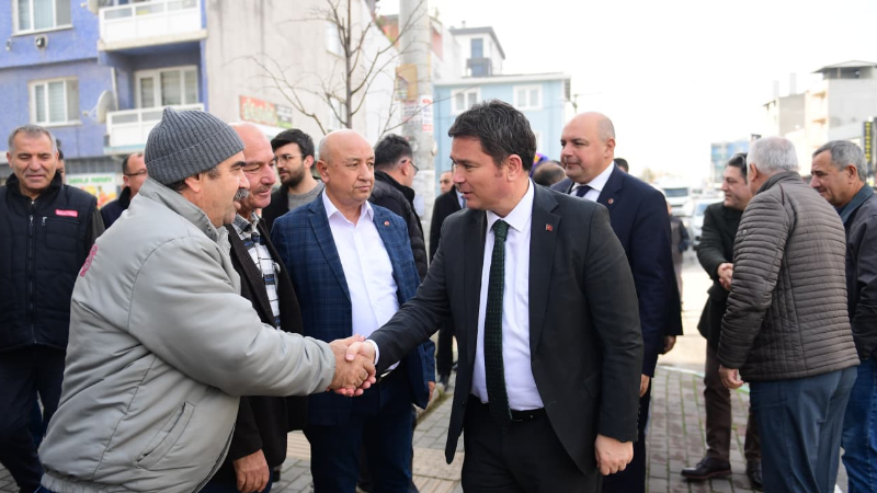 Başkan Aydın’dan Çiftehavuzlar Mahallesi’ne Cuma çıkarması