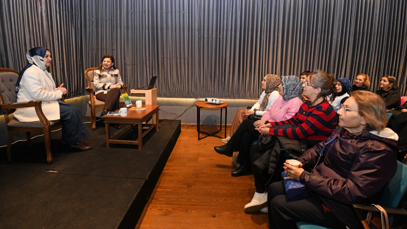 ‘Girişimci Kafası’ söyleşisi gençleri girişimciliğe motive etti