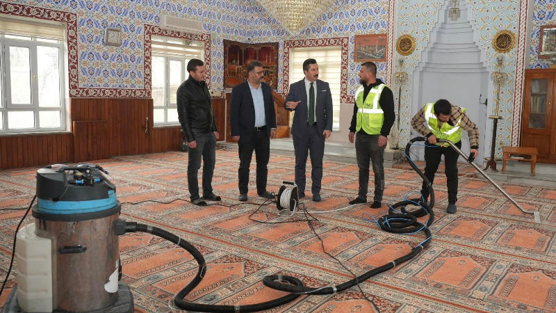 Yenişehir’de camiler üç aylar öncesi temizleniyor