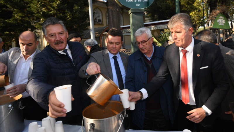 Başkan Erkan Aydın’ın mahalle ziyaretleri Hürriyet’te sürdü