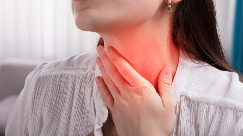 Uzman uyardı: Geçmeyen boğaz ağrısına dikkat