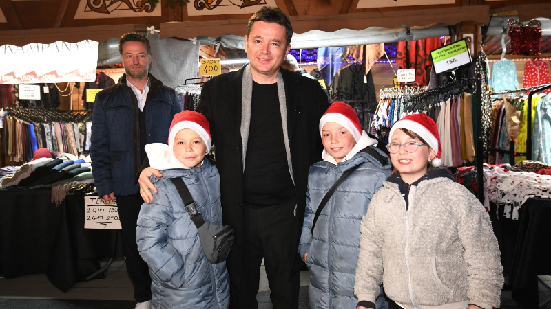 Başkan Aydın yeni yıl festivalinde Bursalılarla buluştu