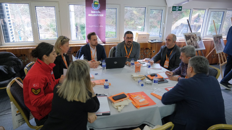 İnegöl’de çocuk odaklı afet eylem planı çalıştayı