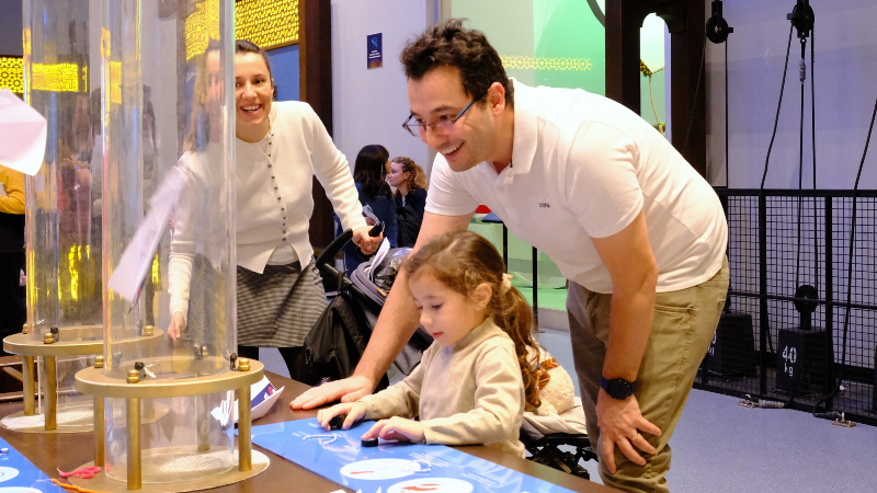 GUHEM’de yılın en uzun gecesi bilimin ışığında geçti