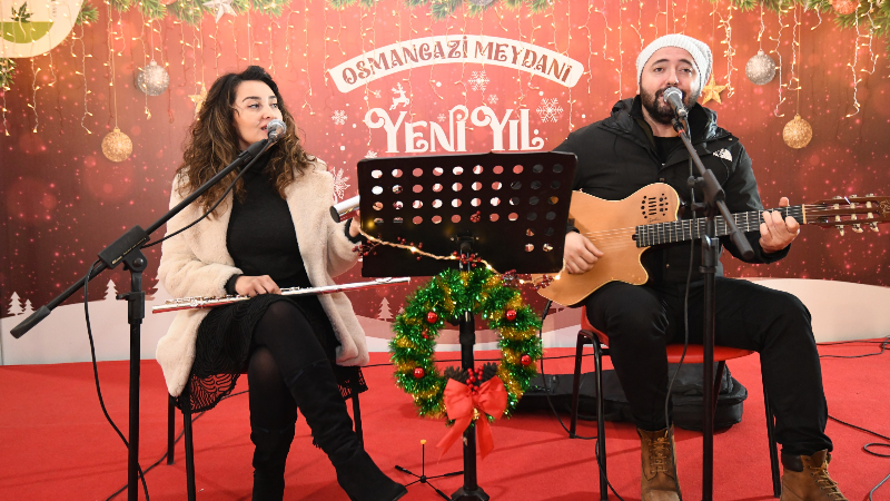 Osmangazi’de yeni yıl festivali akustik ezgilerle renklendi