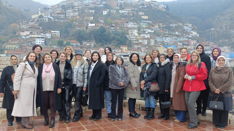 Osmangazi'de kadınlar şehrin tarihi mirasıyla buluşuyor