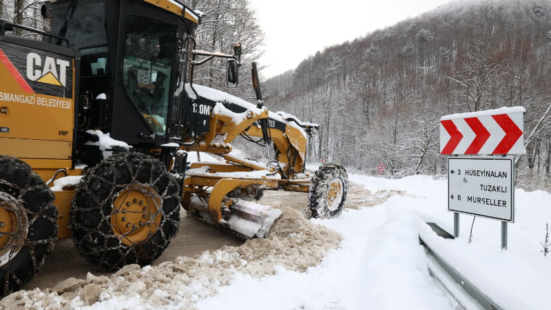 Osmangazi Belediyesi’nden karla mücadelede hızlı müdahale