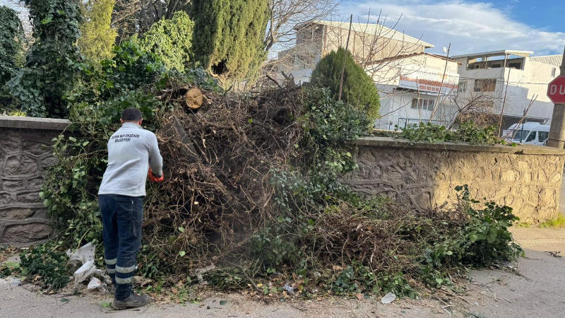 Şiddetli rüzgâr Bursa’yı vurdu: 242 olaya müdahale