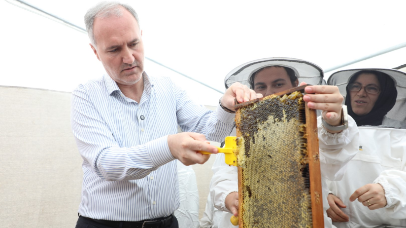 İnegöl Belediyesi’nden üreticiye çok yönlü tarım desteği