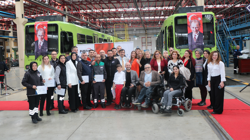 Bursa’da engelsiz yaşam için 100 bin kişiye dokunan destek