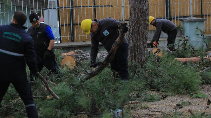 Osmangazi’de lodos ve sağanak sonrası hızlı müdahale