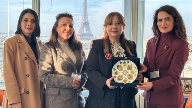 YASAV’dan Paris’te UNESCO Daimi Temsilciliği’ne ziyaret