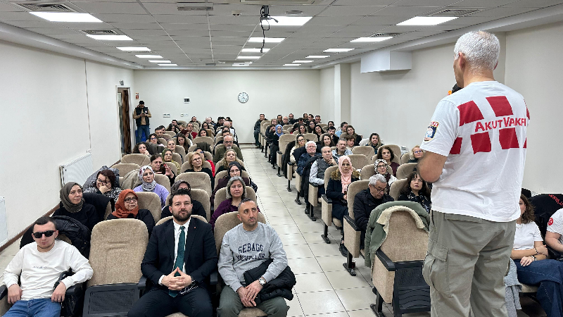 Nilüfer Belediyesi personeline afet bilinci eğitimi