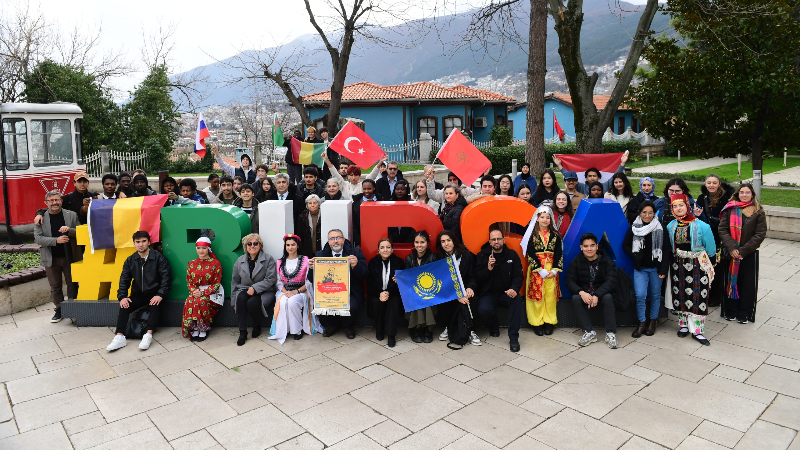 Bursa’nın 700 yıllık hafızası Tanpınar’ın izinde anlatıldı