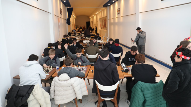 İnegöl’de okullar arası satranç turnuvası tamamlandı