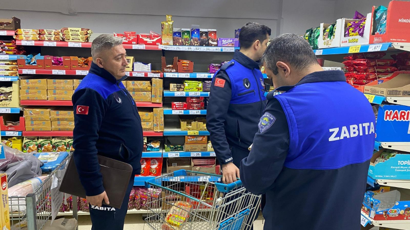 Gemlik’te zincir marketlere detaylı denetim
