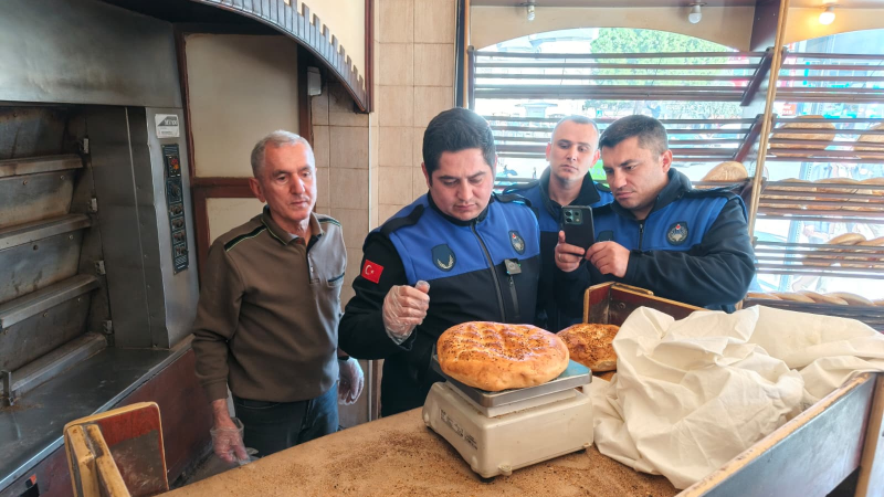Gemlik’te Ramazan pidesine sıkı markaj
