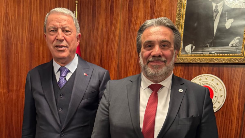 Münih Başkonsolosluğu’nda Hulusi Akar STK Temsilcileriyle Buluştu