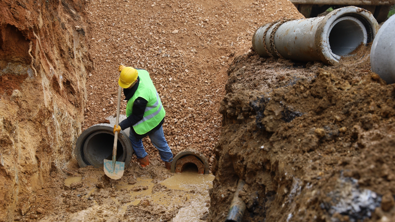 Müşküle’de 30 yıllık altyapı sorunu çözülüyor