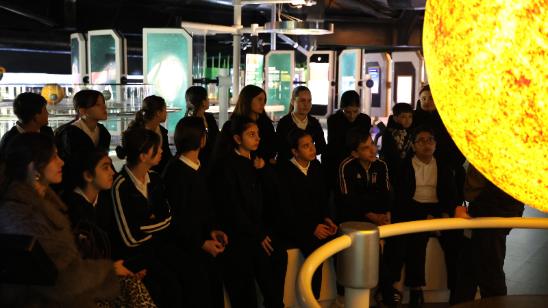 Osmangazili öğrenciler gökyüzü ve uzayın derinliklerini keşfetti