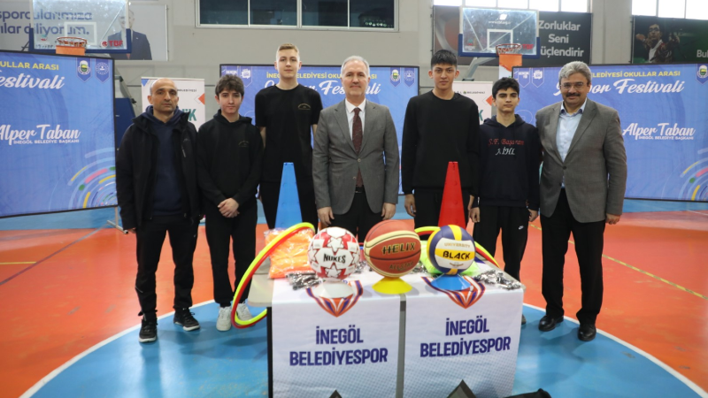 İnegöl’de okullara 700 bin TL’lik spor desteği