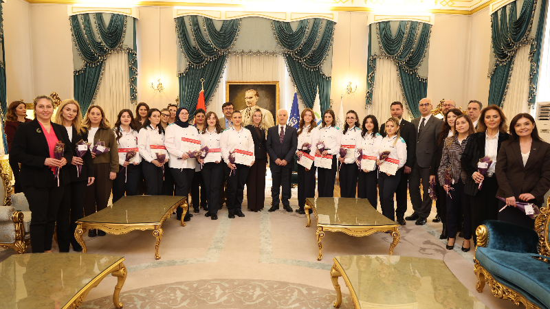 Bursa’da raylı sistem kadınlara emanet