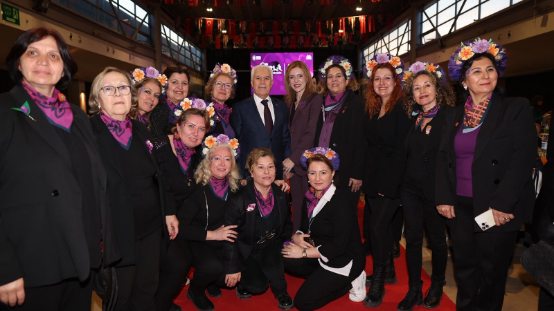 Bozbey çifti kadınlarla iftar programında buluştu