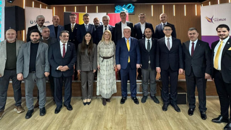 Münih’te UID Bayern’in geleneksel iftar programı yoğun katılımla gerçekleşti