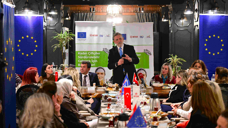 Bursa’da kadın üreticiler iftar sofrasında bir araya geldi