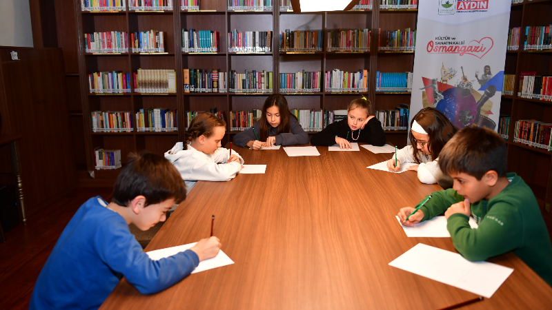 Osmangazi’de çocuklar tarihi mekanları masallarla yeniden anlatıyor