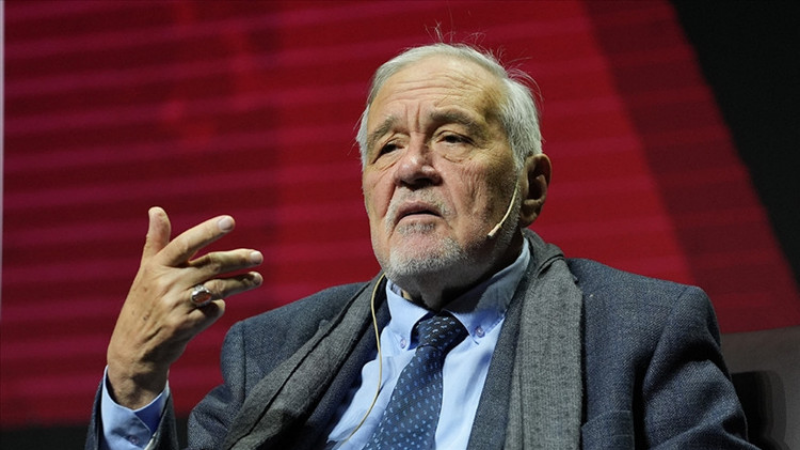 Prof. Dr. İlber Ortaylı yoğun bakımda entübe edildi