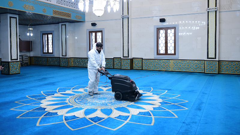 Kestel’de camiler Ramazan’a hijyenik şekilde hazırlanıyor