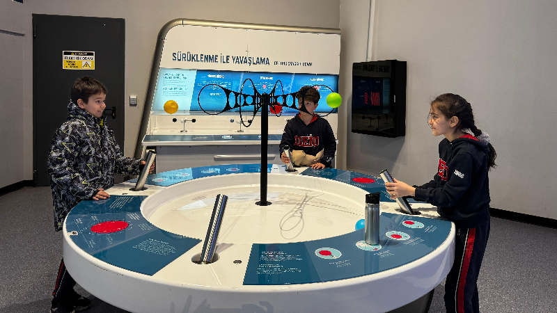 Gemlik Kent Konseyi öğrencileri uzayla buluşturdu