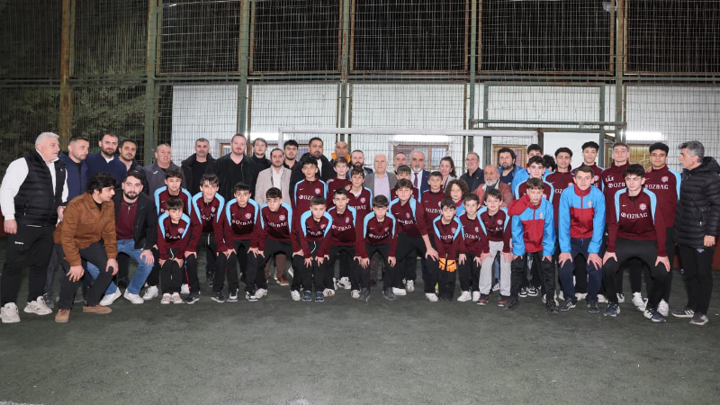 Başkan Bozbey’den İnegöl Karadeniz Güvenspor’a saha yenileme sözü