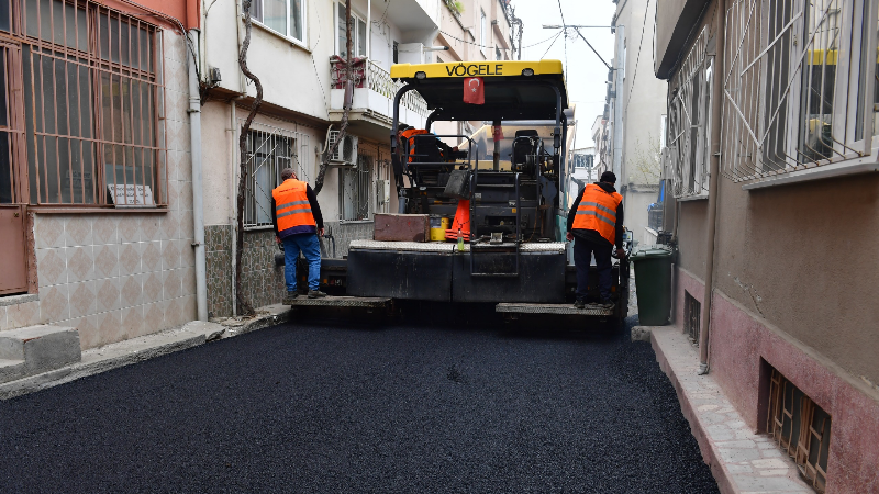 Yeşilova Mahallesi’nde yollar baştan sona yenilendi