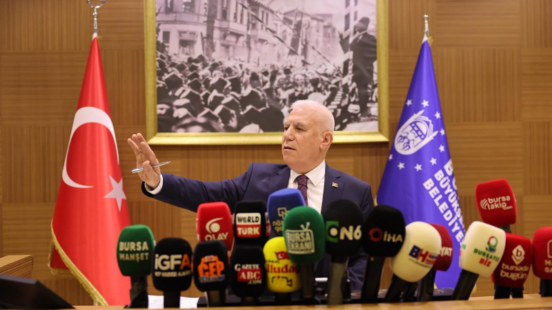 Bursa Büyükşehir Belediye Meclisi’nde gerilim yükseldi