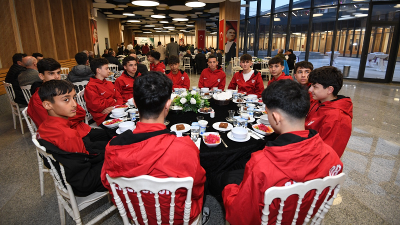 Osmangazi’de amatör spor camiası iftarda buluştu