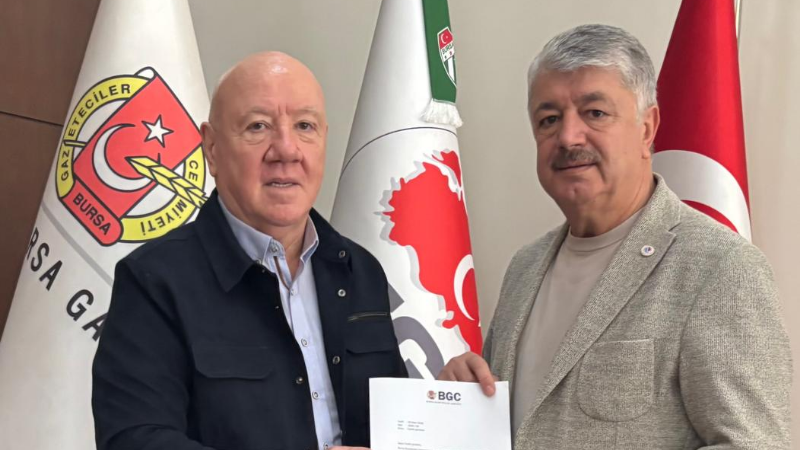 Bursa Gazeteciler Cemiyeti’nden Tevfik Şendöl’e Fahri Üyelik