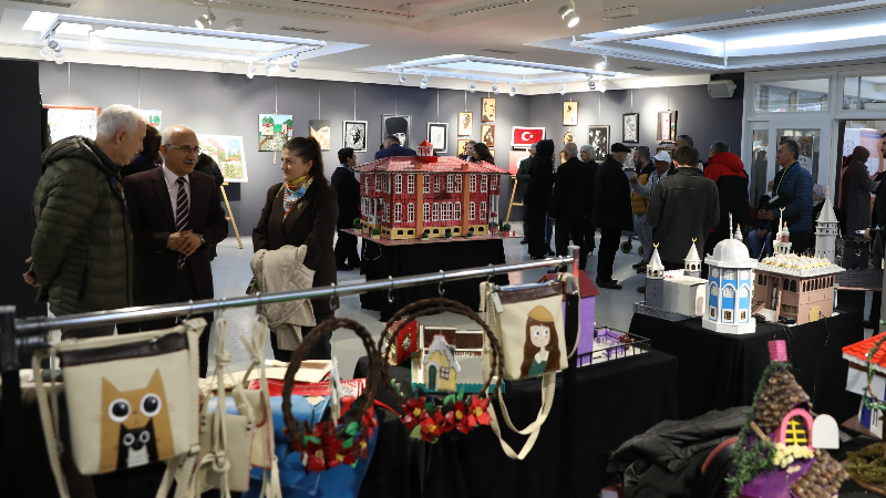 Bursa’da ‘Yaşlılara Saygı Haftası’ renkli etkinliklerle kutlandı