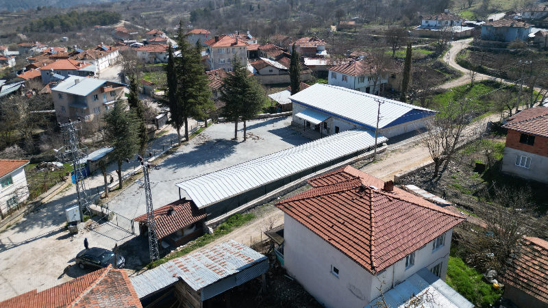 Keles’te mahallelerin ortak alanlarına Büyükşehir dokunuşu