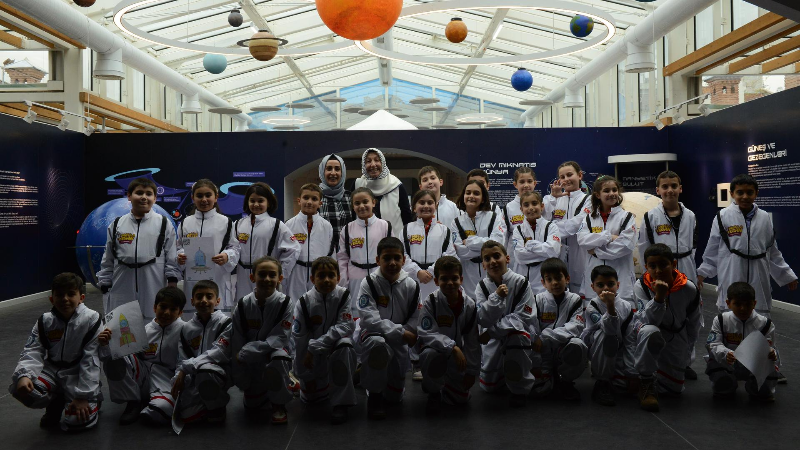 Yıldırım’ın minik kâşifleri geleceğe Molla Yegan’da hazırlanıyor