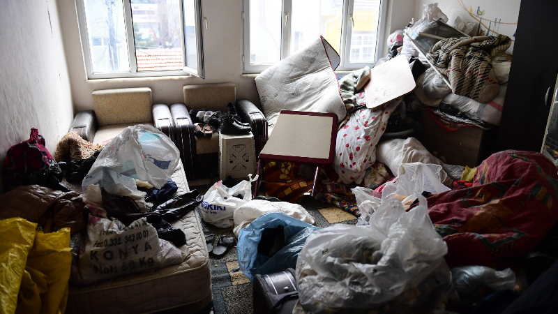 Kayıhan’daki çöp ev temizlendi